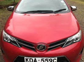 Toyota Auris E180