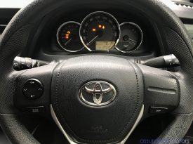 Toyota Auris E180