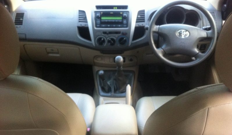 Toyota Hilux AN10 (Vigo) full