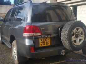 Toyota Land Cruiser J200 (GX)