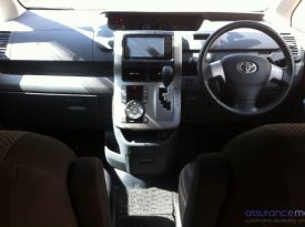 Toyota Noah R70