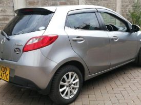 Mazda 2 Demio DE (13-V Smart Edition)